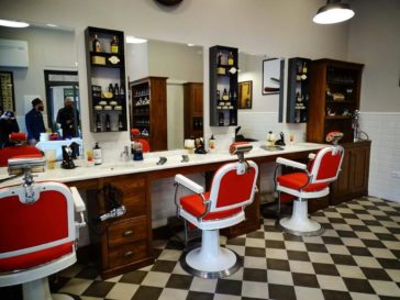 Arredamento negozio barber shop